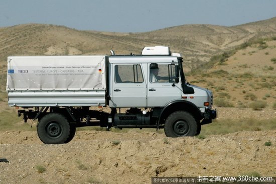 'ռԽҰ' ʵıUnimog U4000