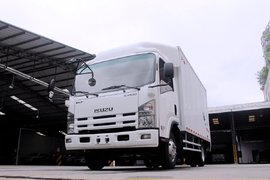 宽体三人座的庆铃100P 国五4K发动机卖12万