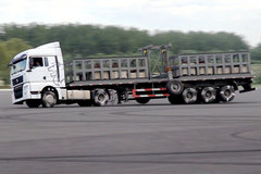 ��ֹ��ABS�Ƚ� ��ĳ���EBS����̸�߶�