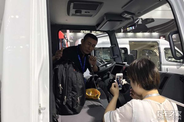 ͸�����������&nbsp;Ծ��������һ��ȥ����