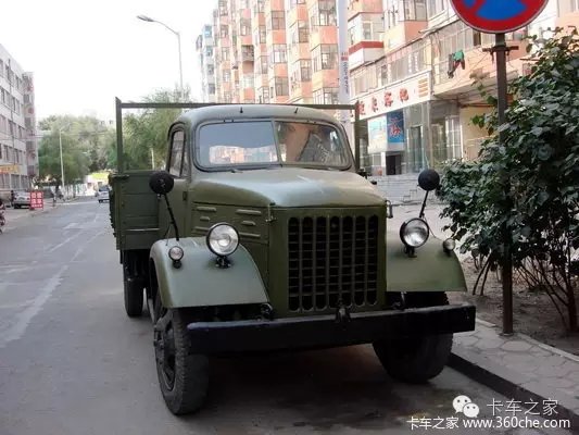透明车厢夺眼球 跃进带卡友一起去看车