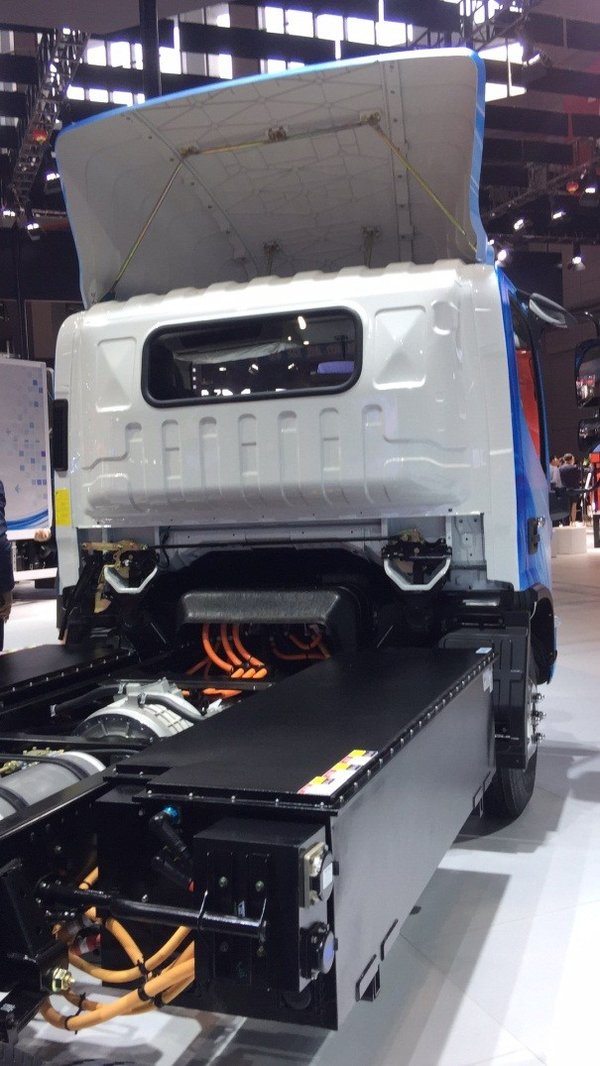 ����EV���綯�����Ῠ����2017�Ϻ���չ