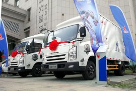 江铃凯运升级版气刹国五宽体真的不一样了！
