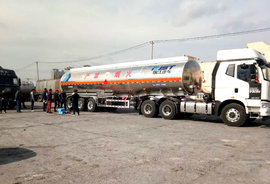 激情来袭 中集瑞江高端液罐车多地同步巡展