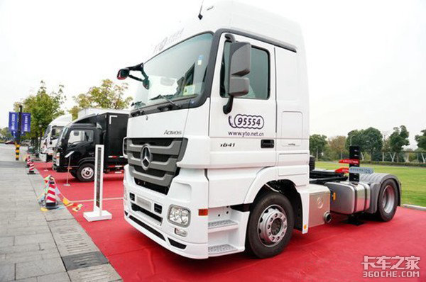 新车,4x2牵引车,快递车 新车,4x2牵引车,快递车
