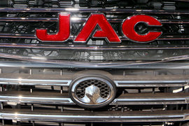 自主品牌+四驱 帅铃T6比新风骏5多出1万你买谁!