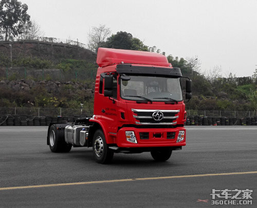 红岩装了全新驾驶室 诞生出5.5吨牵引车