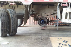 千斤顶要下岗?现在的修理工竟然这样修车