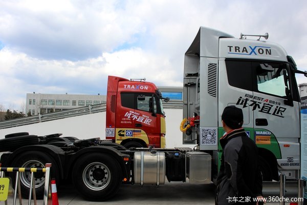 Traxon变速箱的国内最先搭载 欧曼EST超卡很给力