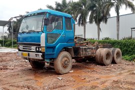 V8发动机的老三菱仪表能翻起 到底干啥用