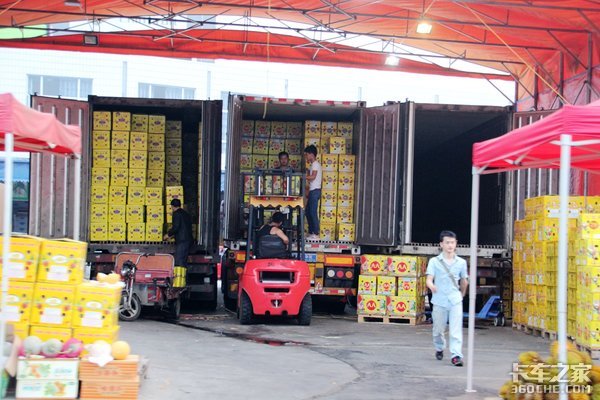 ����������Ƕ����������ɿ�Ǯ������