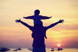 卡车司机亲述:儿子,爸爸希望你成为这样的人