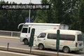 空间大坐人多！郑州城配用客车底盘厢货