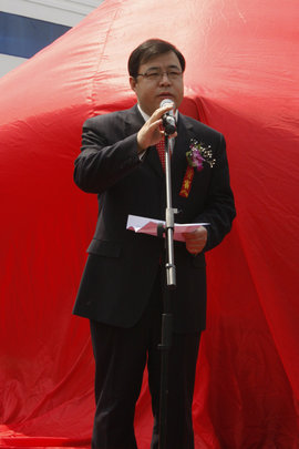 ����ŷ����C&nbsp;280&nbsp;��Ʒ������չȫ���׷�