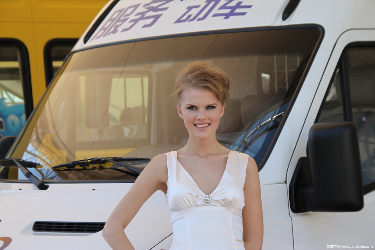 哪个最漂亮卡车最靓美女车模由您选图片列表