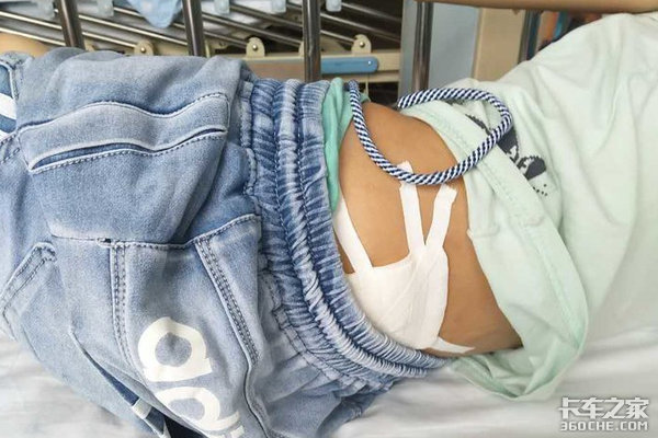 紧急求助: 3000万卡友让我们一起帮孩子渡过难关