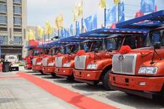 �����������ݰ�ҽ����г�����һ������