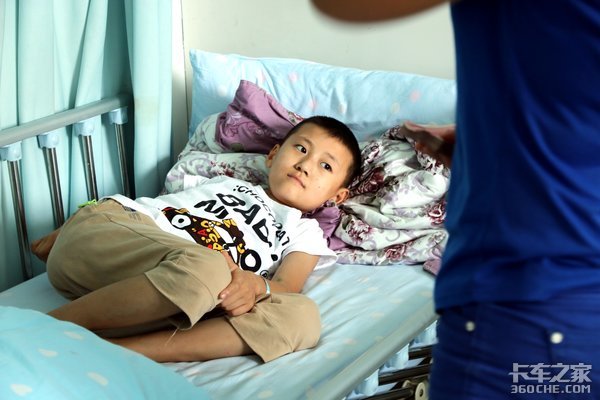 ������������&nbsp;С�������ڻ����10000Ԫ