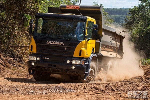 ������ǿ��֮��&nbsp;½��Ѳ�󽢶�����Ī��