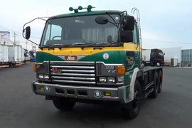 工地里的进口V8神车，日野大鹰的真正身份是……