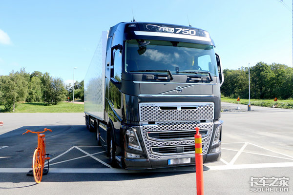 向着零事故出发 沃尔沃卡车为了安全竟做了这些!