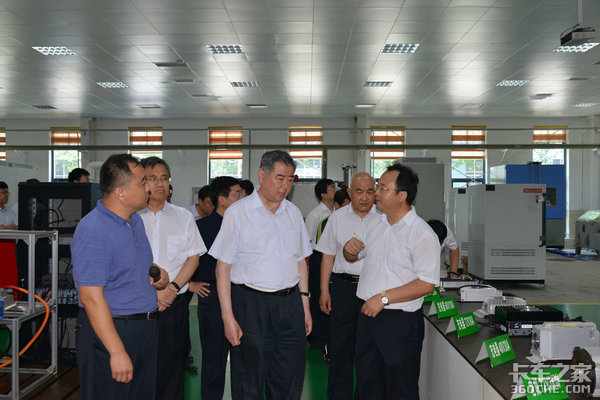 王军民视察时风指出:时风轻卡大有作为