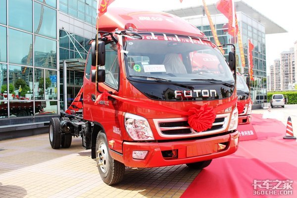 广东售8.5万起 六款国五4米2轻卡你选谁_东风