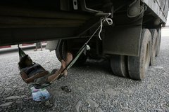 �ְ嵯���󻬼��� ��ʯ�ۼ��ٸ�ʴ����