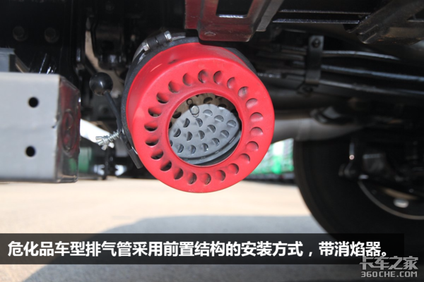 拉活儿不再苦逼! 开这样的危化品牵引车才叫爽
