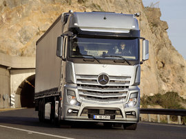 消息很准确 国内首台奔驰新Actros已在咸阳上牌