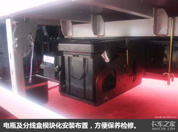 ����ϸ���˧С��&nbsp;�Լݰ���TS�����Ῠ