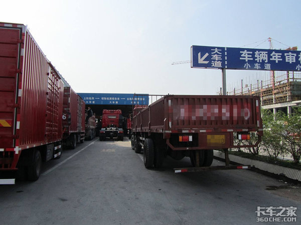 上海货车年审开始 不按时就禁止经营