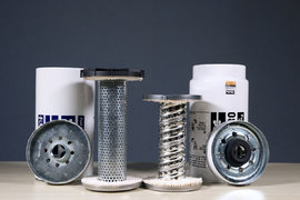 PL420全新升级 派克R600T柴滤强在哪里?