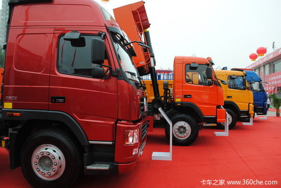 ���ָ߶˻�����&nbsp;ɽ���ؿ��г�Ǳ������