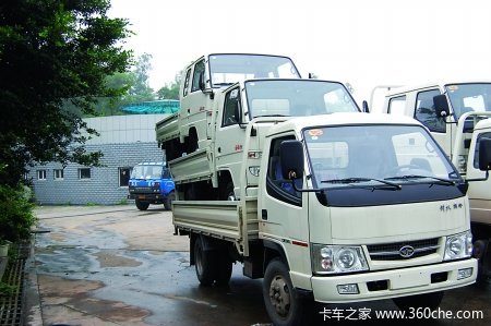 偷鸡不成蚀把米逃过路费背车过收费站