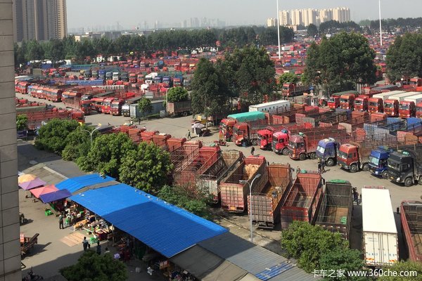 又是环保? 自卸车上装至少涨6000