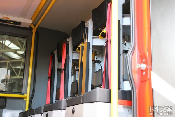 消防車和普通車底盤有何不同 零件通用