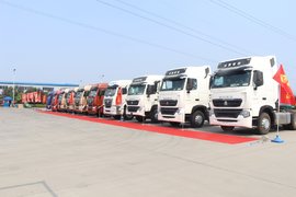 百万公里俱乐部再添成员 2017豪沃/豪瀚品鉴会登陆邢台
