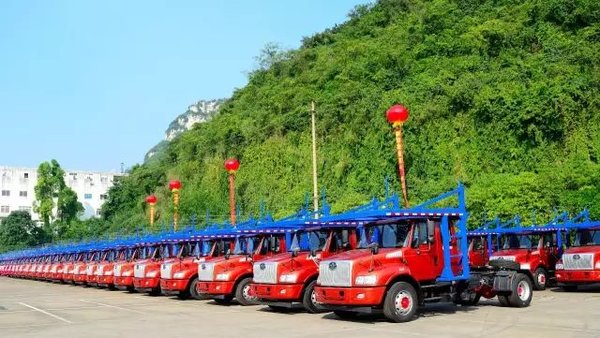 安捷+奥捷合标轿运新车批量交付北京百成物流