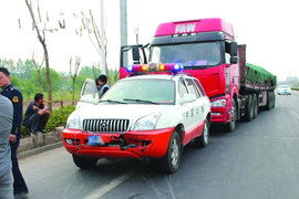 路政高速拦停货车 是谁给你们的权利？