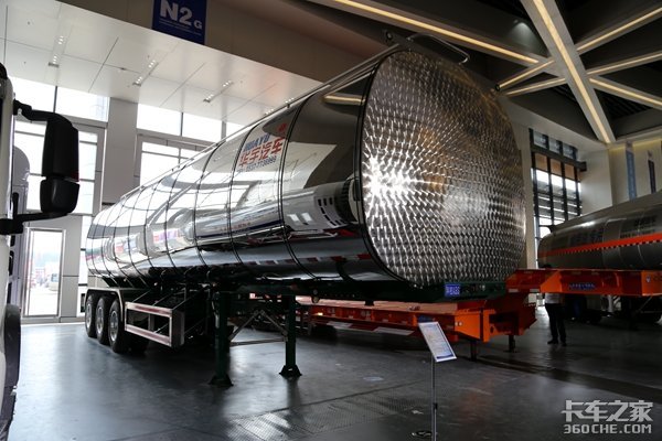 �������Ĺ��壡��Ϲ�۵�Һ��ʳƷ���䳵