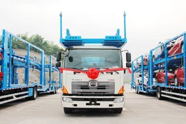 轻松装下9台SUV 广汽日野中置轴轿运车