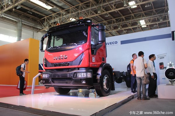 售价高达八十多万 装配艾力逊AT变速箱 这辆依维柯专为改装而生