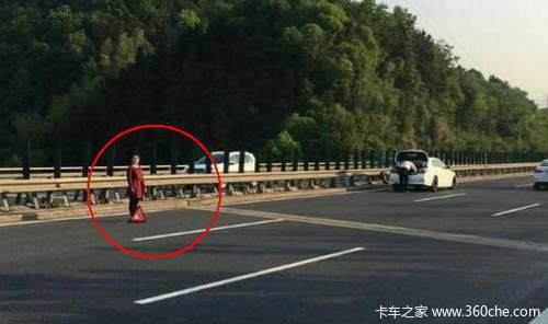 【图】三角警示牌该怎么放?大部分司机不清楚