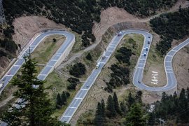 川藏线第三天 坐着540马力的汕德卡翻海拔5000米的山