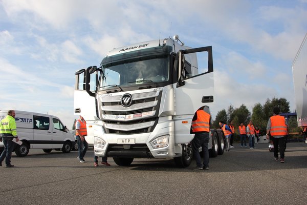 中美签署智能卡车战略成就欧曼超级卡车