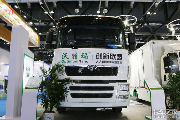 电池值45万 这台电动牵引车到底干啥用?