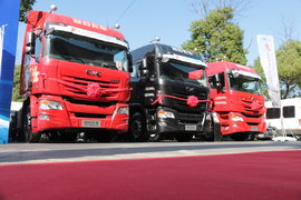 联合两款八周年纪念车型上市 520马力仅33.68万 限量销售！