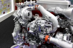 ˫��ѹʱ�����٣���Ұ�»�С������Ť��