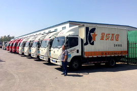 致敬快递司机 解放J6F伴你玩转“双11”